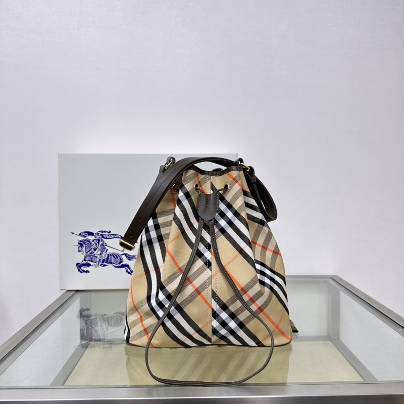 Bv*b*rry bucket bags